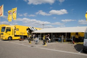 Dunlop race service1